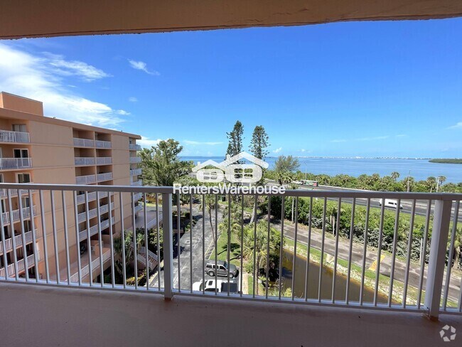 Building Photo - 7430 Sunshine Skyway Ln S