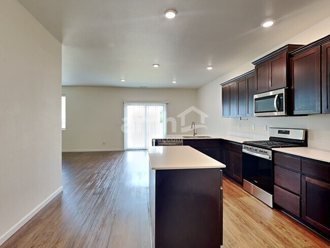 Foto del edificio - 2352 NW Matteo Dr