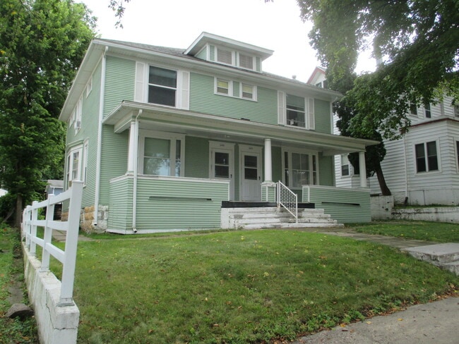 Building Photo - 105 Hanover St