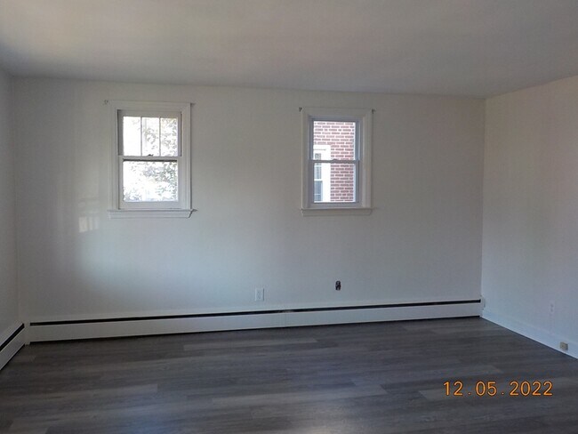Building Photo - 507 Barrett St