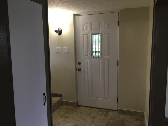 Foto del edificio - Home for Rent in Green