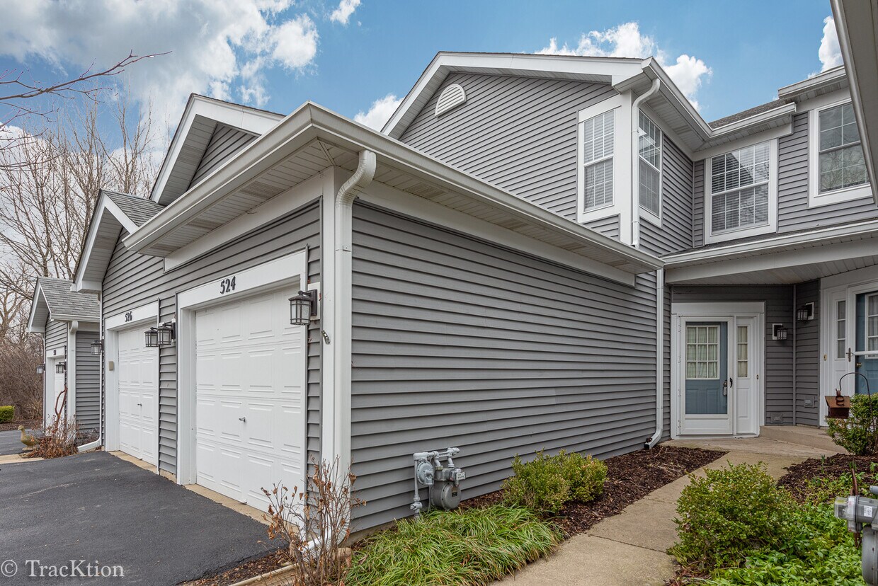 524 Peebles Ct, Batavia, IL 60510 Townhome Rentals in Batavia IL