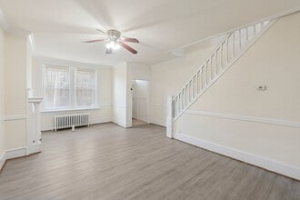 Building Photo - 3953 N 9th St