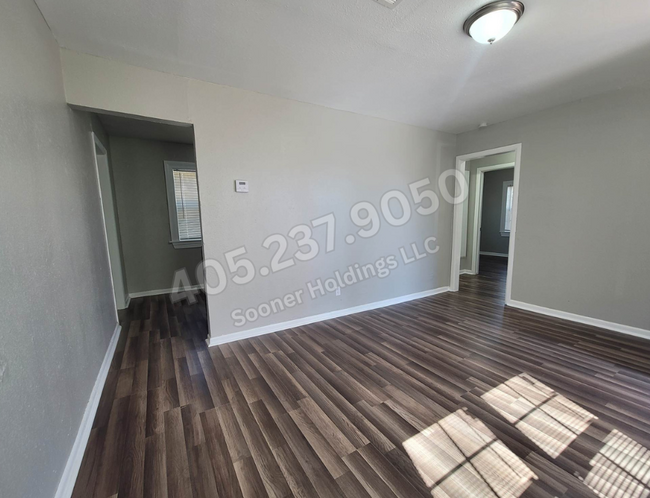 Foto del edificio - 4241 NE 18th St