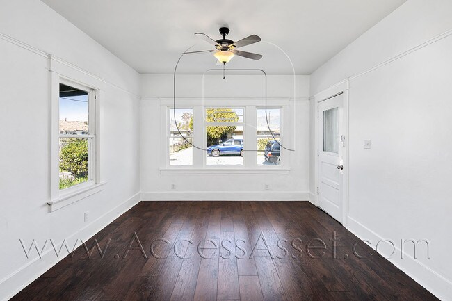 Foto del edificio - 947 Spruce St W