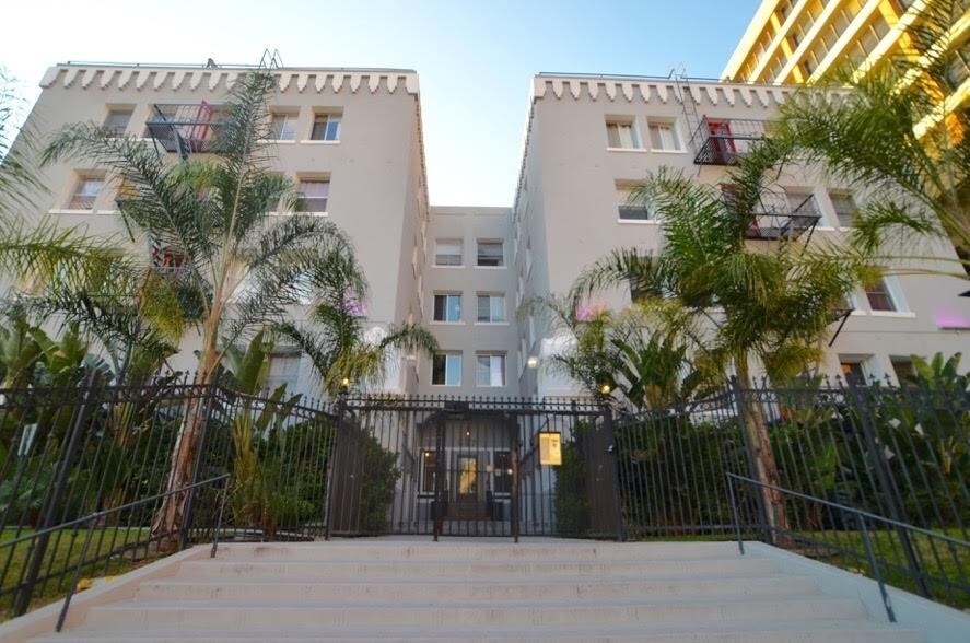 Foto principal - 667 S Carondelet St