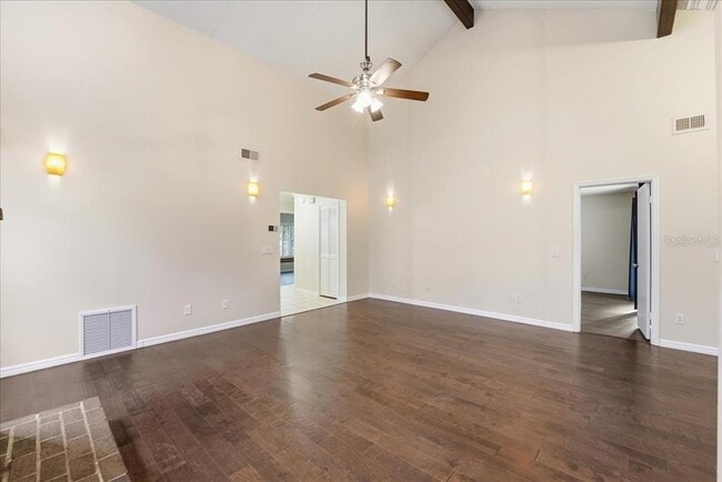 Building Photo - 4552 S Hampton Dr