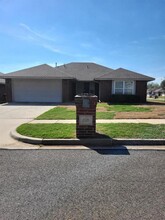 Building Photo - 2520 Caribou Ct