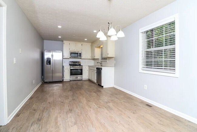 Foto del edificio - 3796 Cherokee Overlook Dr