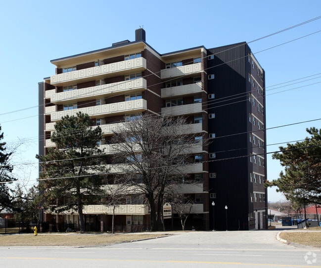 Building Photo - 3444 Keele Street
