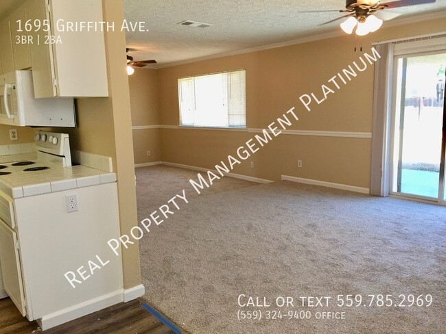 Building Photo - 1695 Griffith Ave