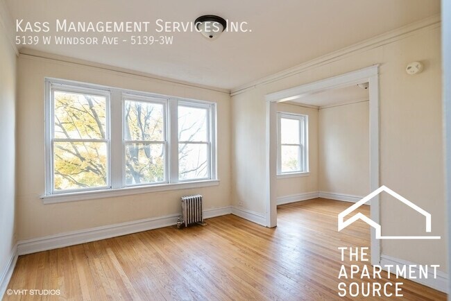 Foto del edificio - 5139 W Windsor Ave