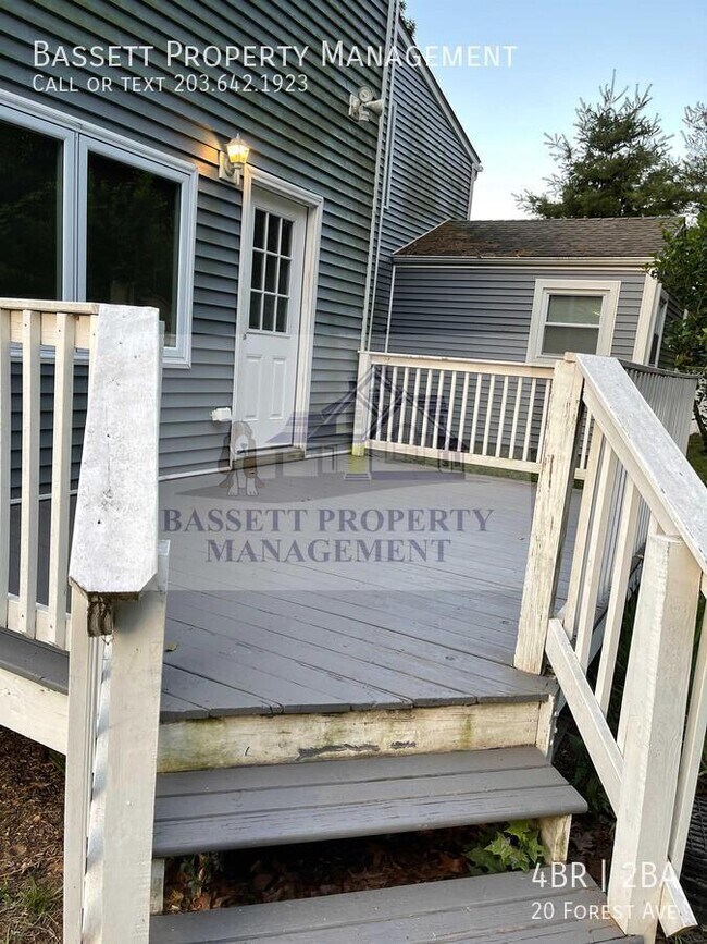 Building Photo - 20 Forest Ave