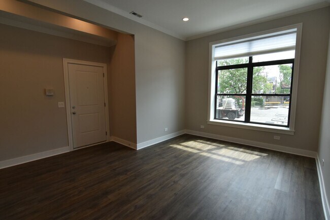 Foto del edificio - 3212 N Halsted St