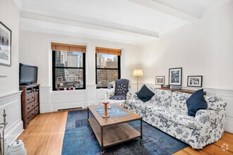 Building Photo - 212 E 48th St