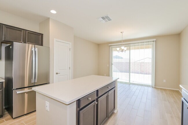 Building Photo - 13892 E Silver Pne Trl