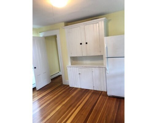 Building Photo - 9 Knowlton St