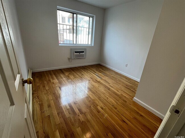 Building Photo - 51-45 Simonson St