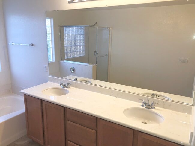 Foto del edificio - 6978 Foggy Mist Ave