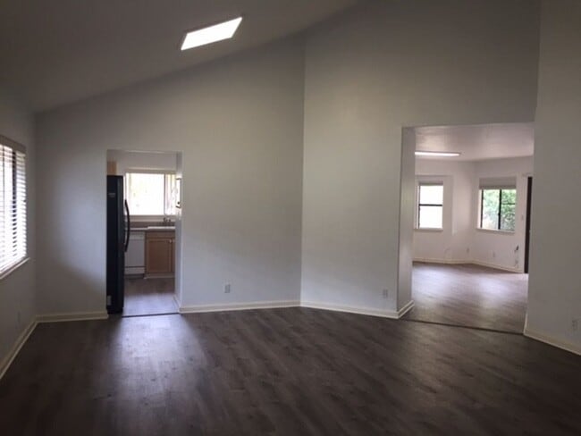 Building Photo - SHOWINGS START 2/1/2026 Mililani Mauka 3 bedroom 2 bath home with PV Solar Panels and Central Air...