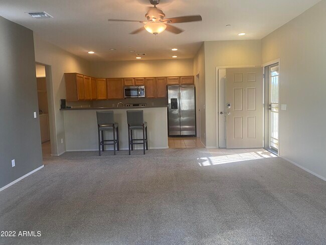 Building Photo - 12050 N Panorama Dr