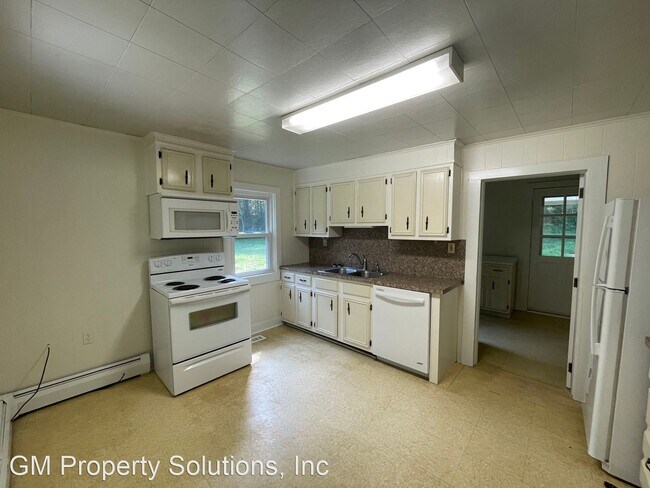 Building Photo - 2 br, 1.5 bath House - 380 Shelly Lane