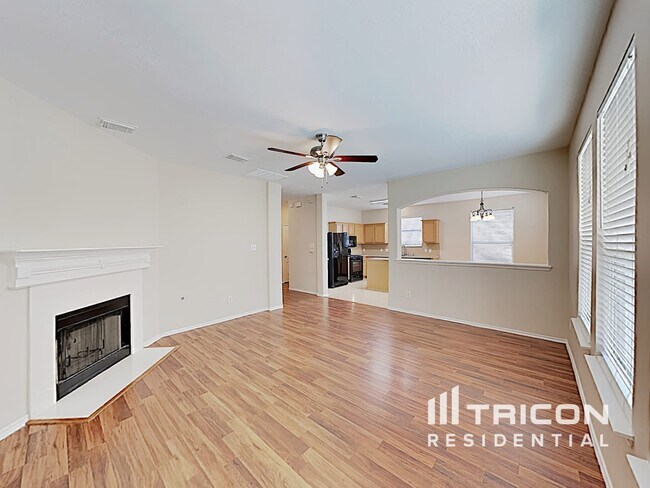 Building Photo - 9715 Haleys Comet Cir