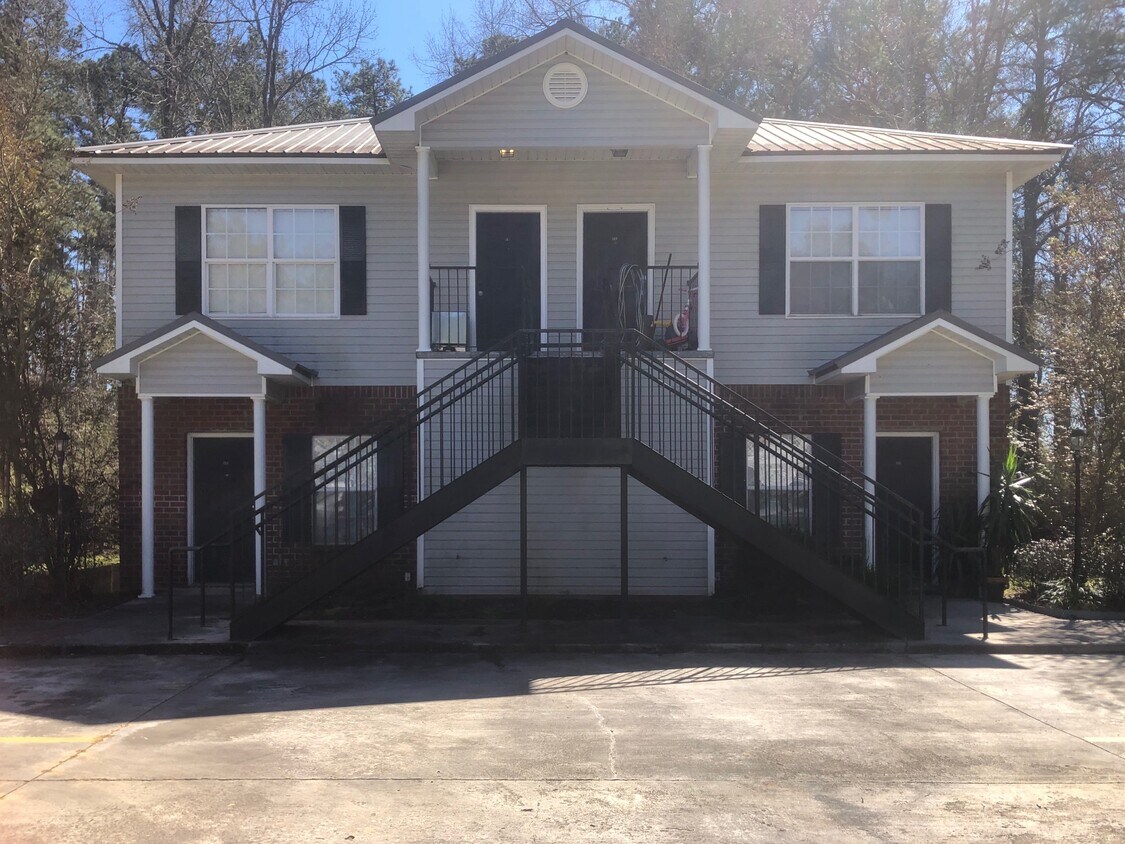 14536 Honeysuckle St, Hammond, LA 70401 Townhome Rentals in Hammond