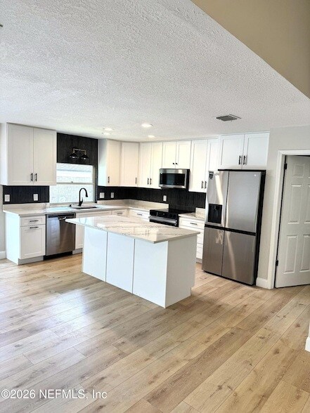 Building Photo - 2768 Pebbleridge Ct