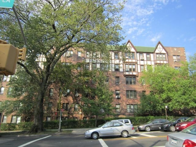 Primary Photo - 117-14 Union Ave