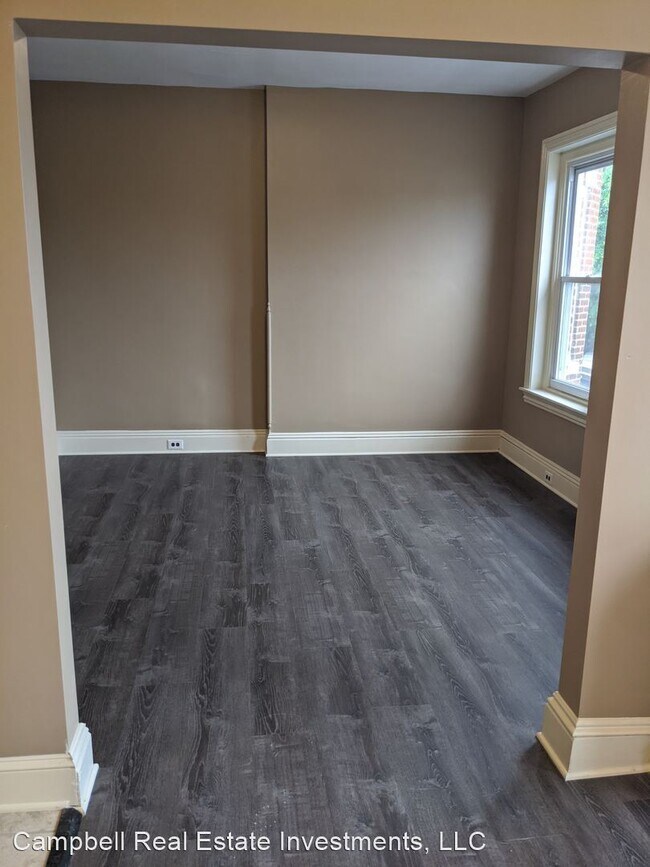 Building Photo - 2 br, 1 bath Apartment - 231 E.Broad St