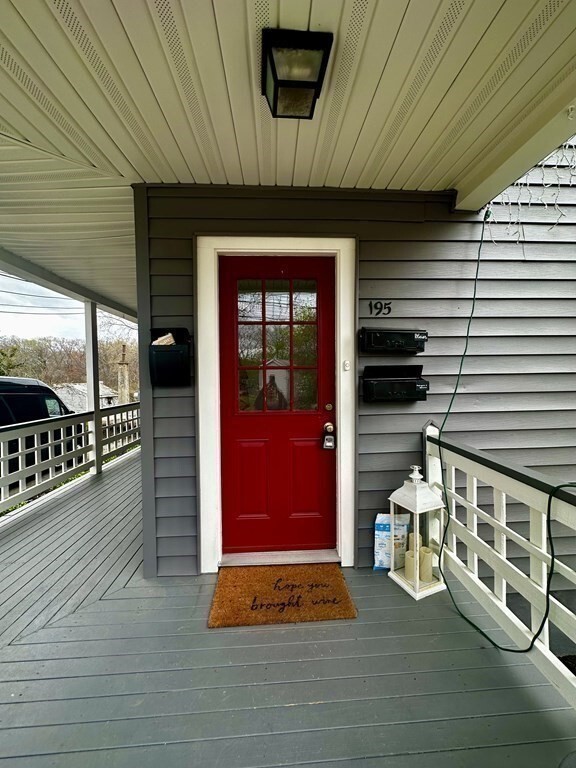Foto del edificio - 195 Riverview Ave
