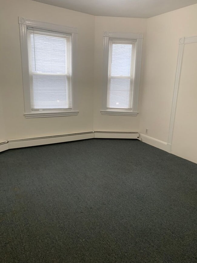 Building Photo - 34 Brackett St #2B Boston MA 02135