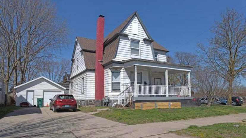 Primary Photo - 404 10th St NW