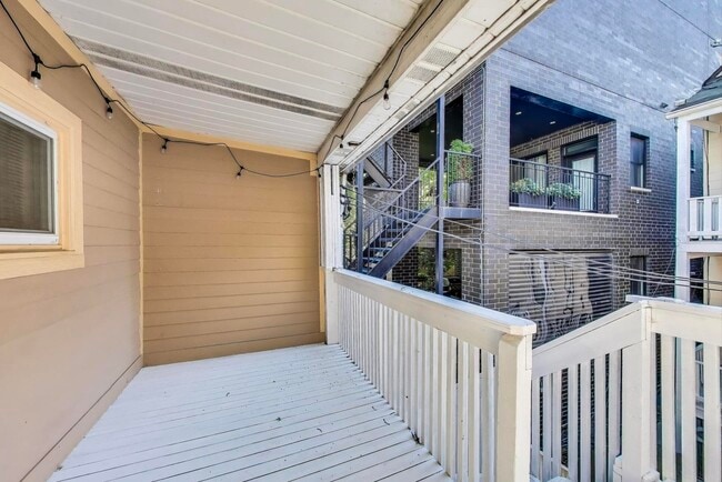 Building Photo - 2643 N Mildred Ave