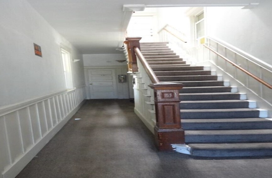 Interior Photo - 18 W 8th St