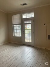 Building Photo - 1035 Weybridge Ct