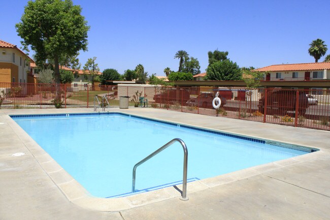 Encanto Apartments Indio Ca Building Photo Encanto Apartments