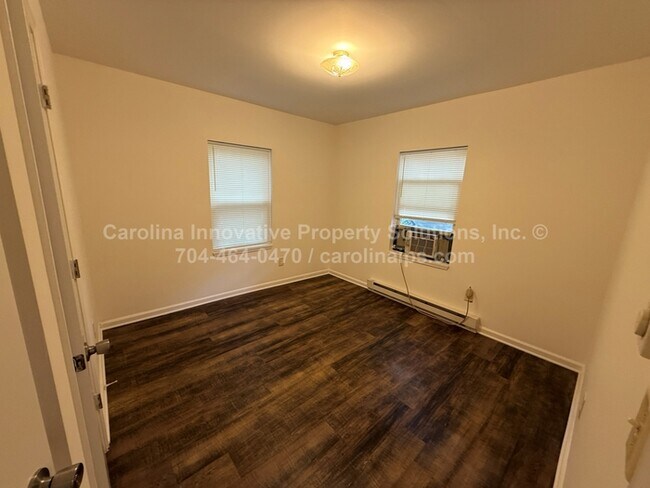 Foto del edificio - 1800 Newland Rd