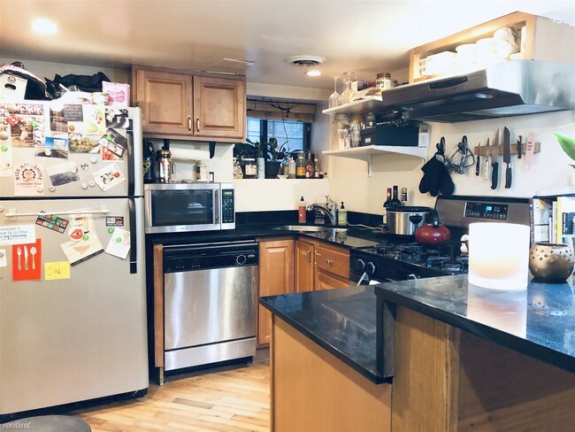 1 br, 1 bath - 2126 W Potomac Ave Apt Gr - 1 br, 1 bath  - 2126 W Potomac Ave Apt Gr