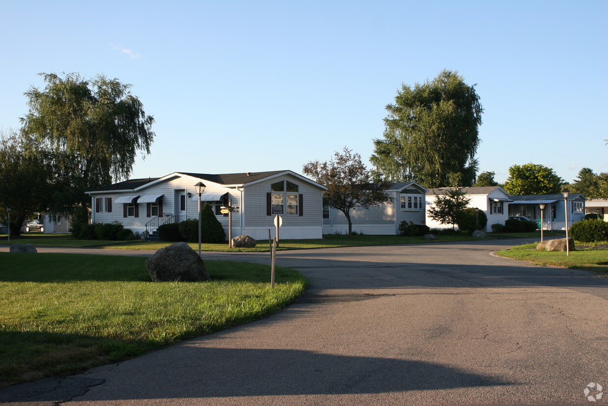 Primary Photo - Rocky Knoll Estates