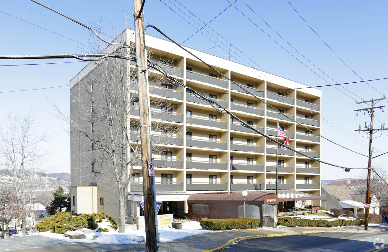 Primary Photo - John Paul Plaza