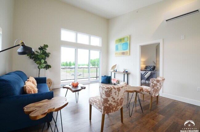 Foto del edificio - 3600 Thomas Ct