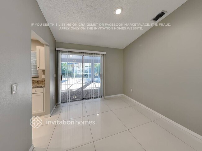 Building Photo - 7509 42nd Ct E