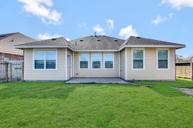 Building Photo - 5210 Lakota Trail