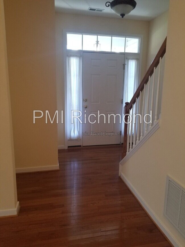 Building Photo - 14636 Sailboat Cir