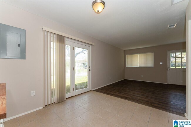 Foto del edificio - 1015 6th Ave SW