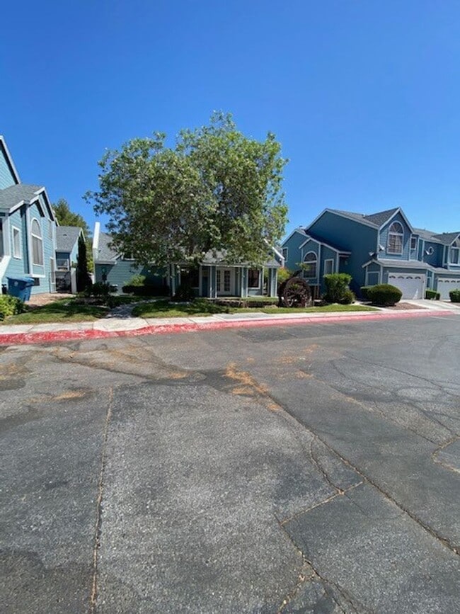 Building Photo - 5037 Souza Dr