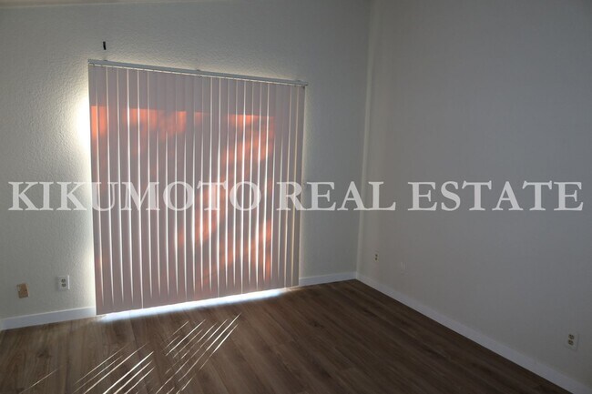 Foto del edificio - 3 Bedrooms, 2 Baths Half-plex in Greenhaven