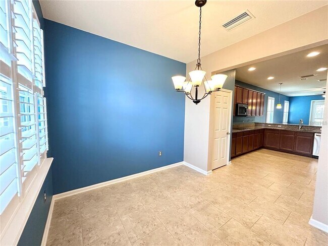 Foto del edificio - 567 Gunston Ct